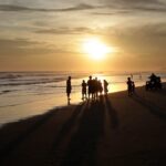 Un tribunal mexicain condamne trois hommes à 158 ans de prison pour le meurtre de surfeurs australiens et américain