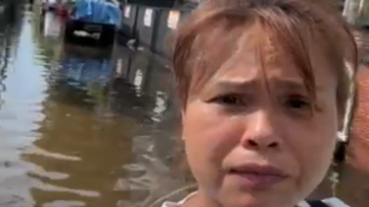 "Une restauratrice à Bangkok surmonte l'inondation et l'isolement avec résilience"
