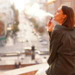 Vapotage : premières alertes sur les effets à long terme du vapotage en France
