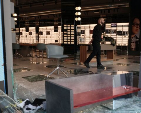 Violences à Barcelone : un collectif mystérieux appelé Blocus semble orchestrer des émeutes