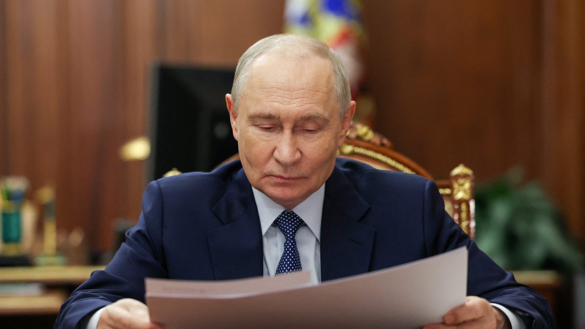 Vladimir Poutine exige le contrôle du Donbass avant les négociations, selon des émissaires à Miami 1 Vladimir Poutine exige le contrôle du Donbass avant les négociations, selon des émissaires à Miami