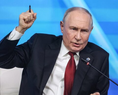 Vladimir Poutine ordonne à son état-major d'ignorer les règles de guerre selon Zelensky